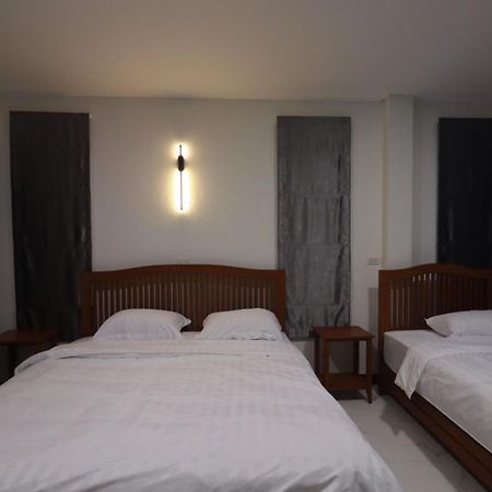 Bk Hotel Mae Sariang Zewnętrze zdjęcie
