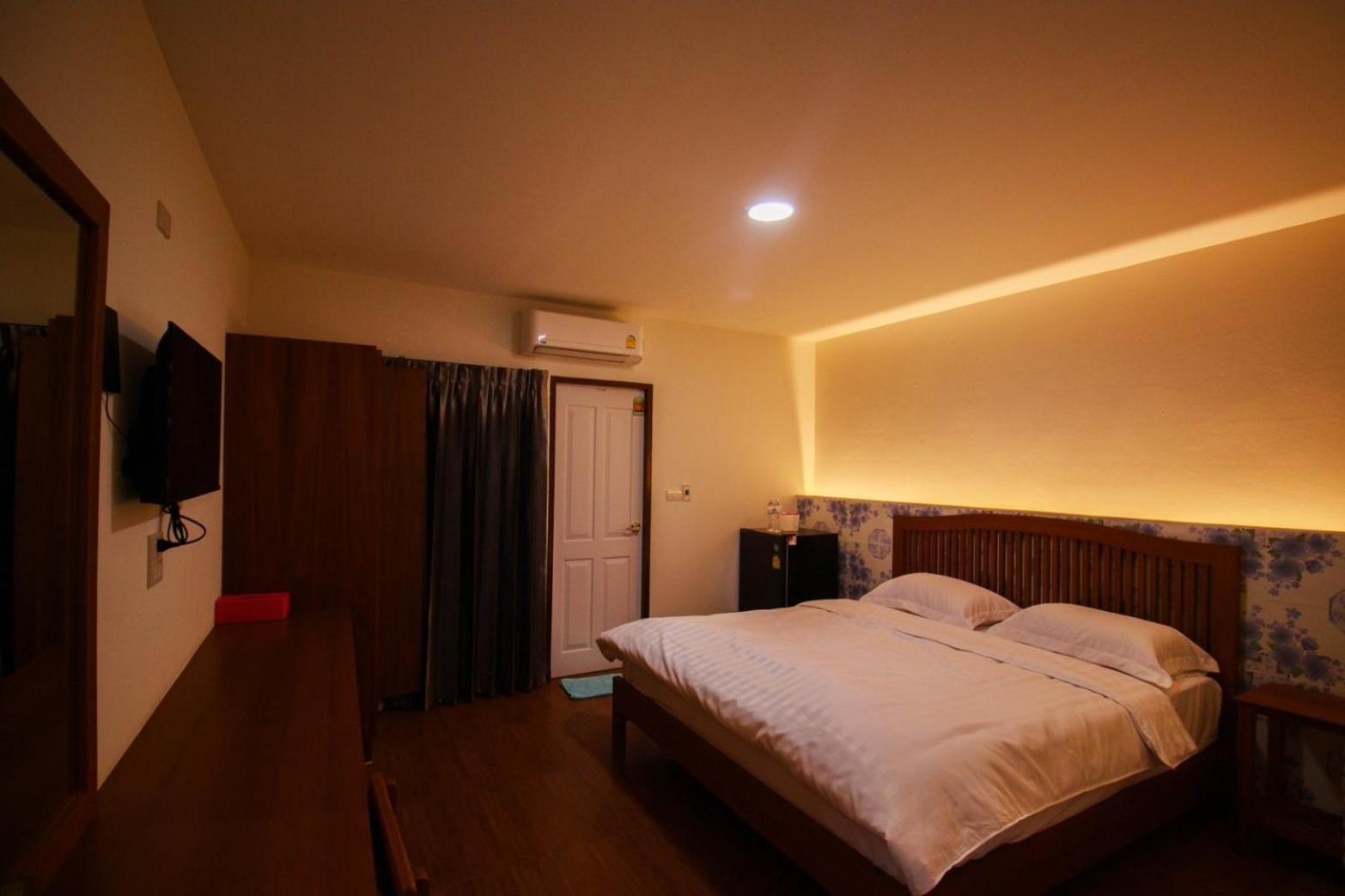 Bk Hotel Mae Sariang Zewnętrze zdjęcie