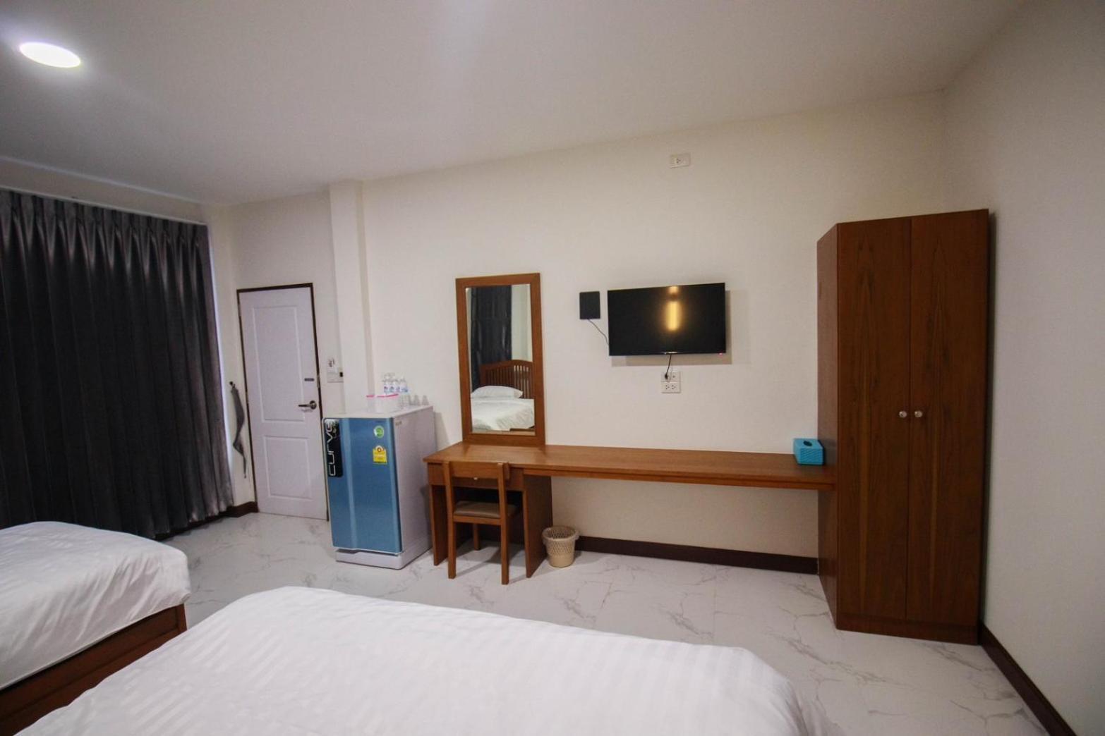 Bk Hotel Mae Sariang Zewnętrze zdjęcie